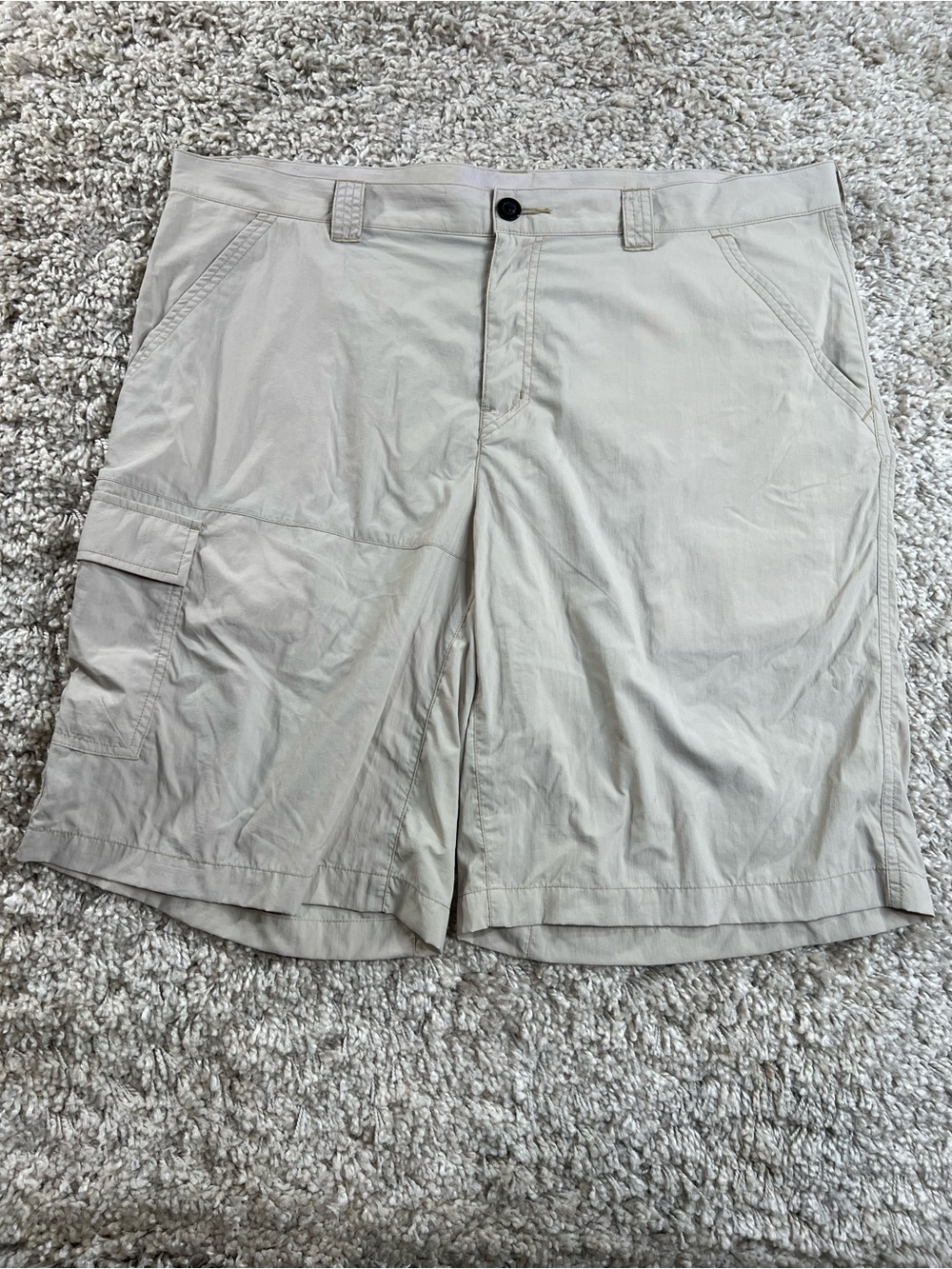 Columbia Men's Cargo Shorts - Light Beige 40/11